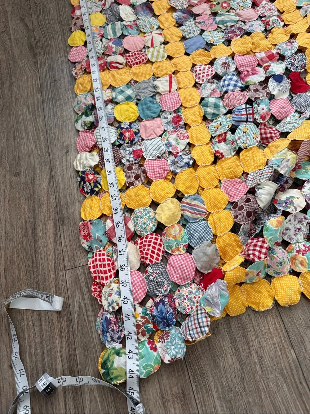 Vintage Handmade YoYo Quilt